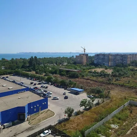 Apartment лузановский парк светлая однокомнатная Odessa
